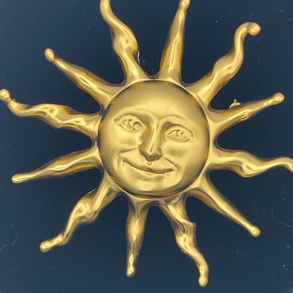 Sun Smile Face Brooch Gold Tone One Size Fits All 3" - Picture 5 of 7